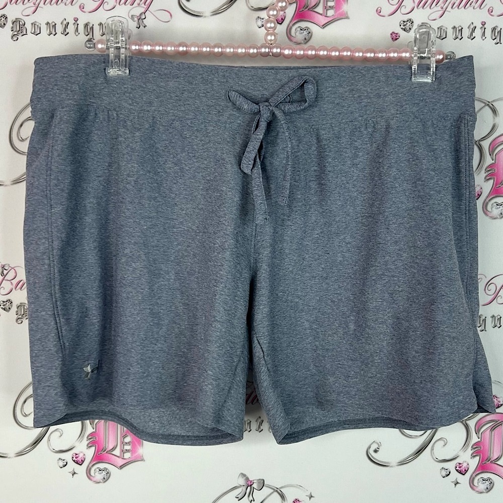 Under Armour shorts silver logo tie up waist Gray Athletic Shorts